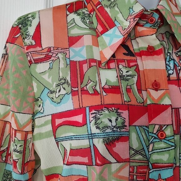 sheer rare Vintage circus tiger lion button down shirt Sz XS - Picture 4 of 8